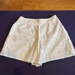 レース花柄ショートパンツ　アニエス・ベー