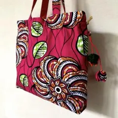 ◆ハンドメイド ✂️◆アフリカ布◆ピンクxオレンジ花柄巾着大きめトートバッグ