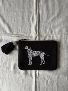 LAND購入　ダルメシアン刺繍 ポーチ タッセル付き