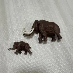 マンモスの牙　置き物 Amazon | 象のような生活 PVC モデル図先史時代の動物マンモスの
