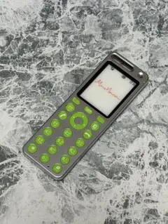 展示用モック】au talby タルビー グリーン - メルカリ