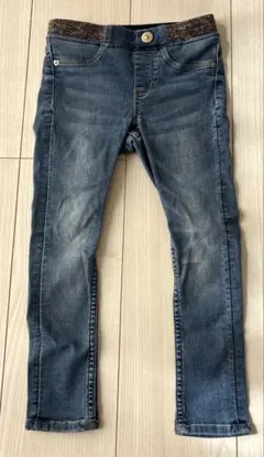 H&Mスキニーフィットデニム