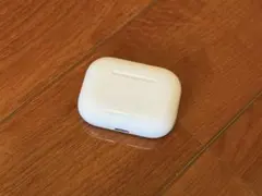 【Apple／アップル】美品 AirPods Pro3