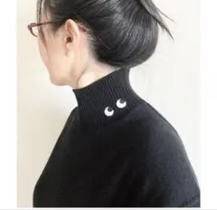 アニヤハインドマーチ×ユニクロ　カシミヤハイネックニットセーター（ネイビー）