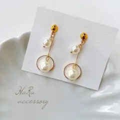 【 c12 】ホワイトパール ゴールドフレーム ピアスorイヤリング