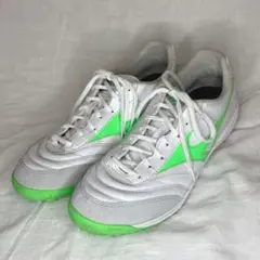 ミズノ　モレリアTF 26.5 Amazon | [Mizuno] ユニセックス モレリア サラ ジャパン TF