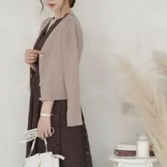 le reve vaniller ヴァニレ　ビジューボタン　カーディガン