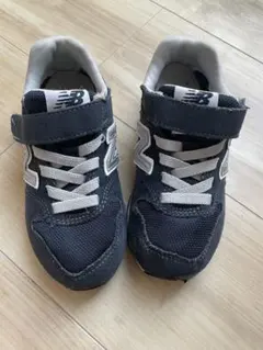 New Balance ネイビー スニーカー ベルクロ　17cm