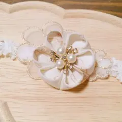 178【匿名発送】 ベビーヘアバンド　髪飾り　初節句　お食い初め　袴