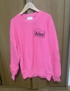 Aries ピンク トレーナー