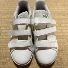 adidas キッズシューズ ホワイト グリーン 2.5 US