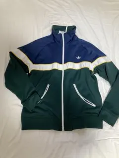 アディダスオリジナルス　トラックジャケット