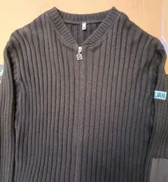 Item thumbnail for item d2e7a7a6-7ead-498f-94b9-417d66897fb1