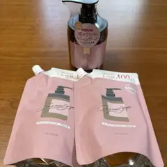 cocone クレイクリームシャンプー　ハーブローズの香り