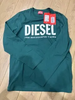 新品未使用DIESEL グリーン ロングスリーブ Tシャツ 16Y