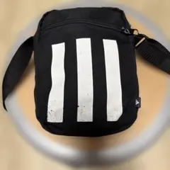 adidas ブラック ショルダーバッグ