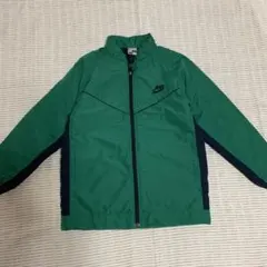 NIKE ナイキ　中綿入りジャンパー　140cm