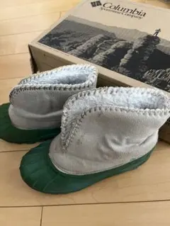 Columbia アウトドアブーツ 19センチ　スノーブーツ