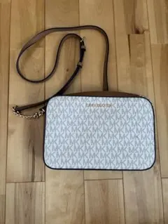MICHAEL KORS ショルダーバッグのサムネイル