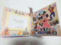 Item thumbnail for item f31a18e7-6578-480e-8695-f325c7c85ab5