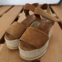 PIPPICHIC ベージュ スエード ミュール新品、未使用 2025年最新】PIPPICHIC レディース サンダル・ミュールの人気アイテム
