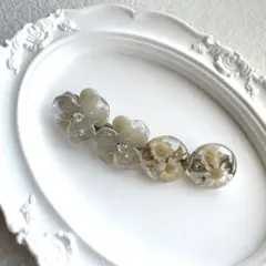 花柄レジンヘアクリップ クリア・ホワイト 約10cm
