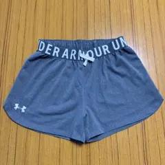 Under Armour グレー ハーフパンツ