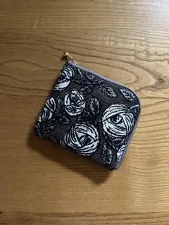 受注】刺繍1 お札の折れない二つ折り財布 rosy ピンク ミナペルホネン