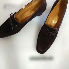 銀座ヨシノヤ ダークブラウン スエード ヒール5cm パンプス