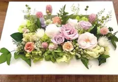＊*..彩り豊かなお花が溢れるガーデンアレンジ..＊°..お花の贈り物ケース付き
