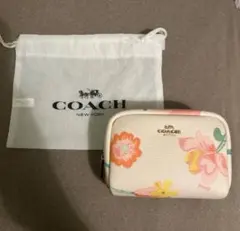 Coachポーチ　花柄