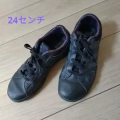 Item thumbnail for item 43de5a25-bea4-4919-9612-80b526f6a9ee