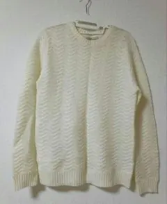 Lサイズ 波状デザイン ニットセーター