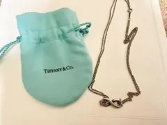 Tiffany & Co. インフィニティネックレス