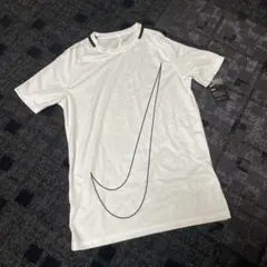 【新品】NIKE ナイキ ドライフィット スウォッシュ Tシャツ スポーツ