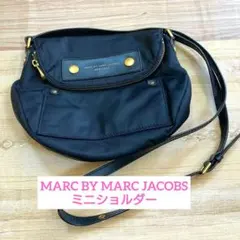 【美品】MARC BY MARC JACOBS ナターシャクロスボディ　ナイロン