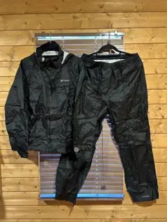 Columbia コロンビア　シンプソンサンクチュアリ　レインスーツ