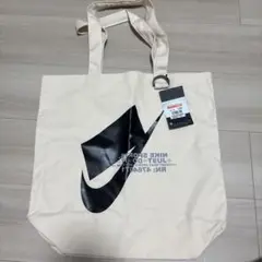 Nike ベージュ トートバッグ 42x27x15cm バッグ　カバン