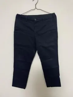 ユニクロ　スリムフィットチノ　テーパード　紺