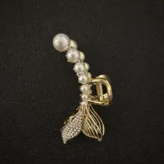 魚の形の金属製ヘアクリップ