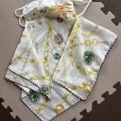 チェーンと宝石プリントのスカーフ&マスクセット
