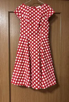 Dressystar ワンピース　フレアワンピース　赤白ドット　ミニー風のサムネイル