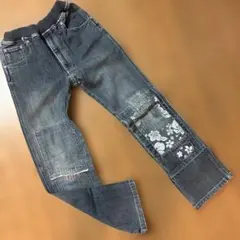 フェリシモ　HARAPPAシリーズ ダークブルーデニムパンツ 140cm 花柄のサムネイル