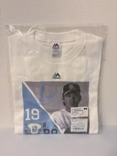 【受注生産】甲斐拓也選手 ヒーロー記念グッズ(Tシャツ・ピンバッジ)のサムネイル