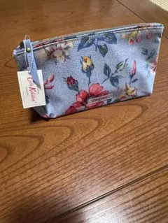 新品　Cath Kidston 花柄ポーチ