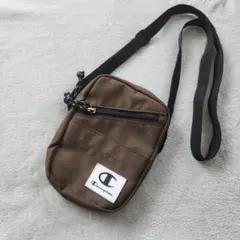 Champion しまむら ショルダーバッグのサムネイル