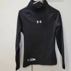 Under Armour ブラック タートルネック アンダーシャツYSM(130