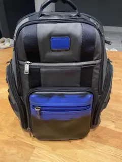国内正規品　TUMI 多機能ナイロンリュック 黒・青