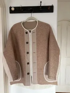 ノーカラージャケット ベージュ系