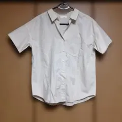 earth music&ecology 半袖シャツ ベージュ